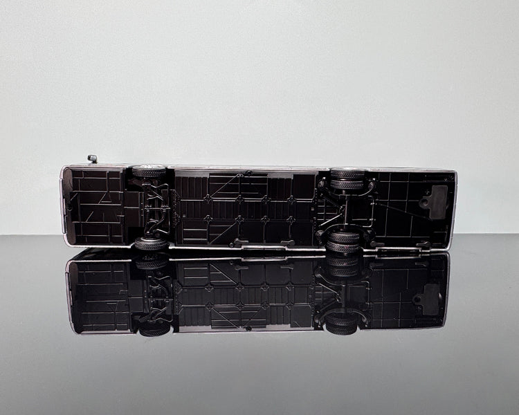 Original Yutong Bus Model U12 – 1:42 Diecast Collectible (Black & Silver)