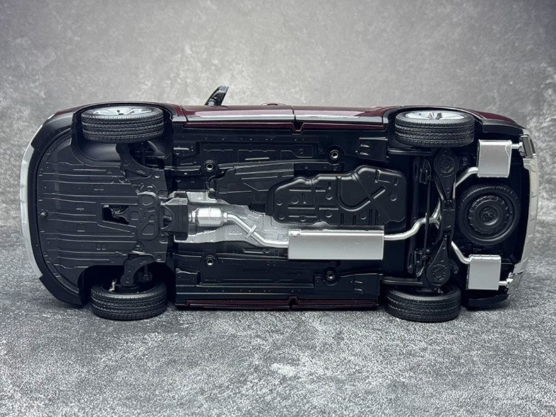 Ford EQUATOR 1:18 Diecast Alloy Model (Finished Display Edition – Sliding Sunroof & Full Functions)