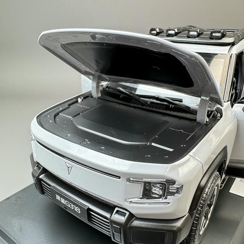 Original Changan Deep Blue G318 1:18 Alloy Model Car