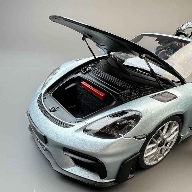 Minichamps 1:18 Porsche 718 Spyder RS Diecast Car