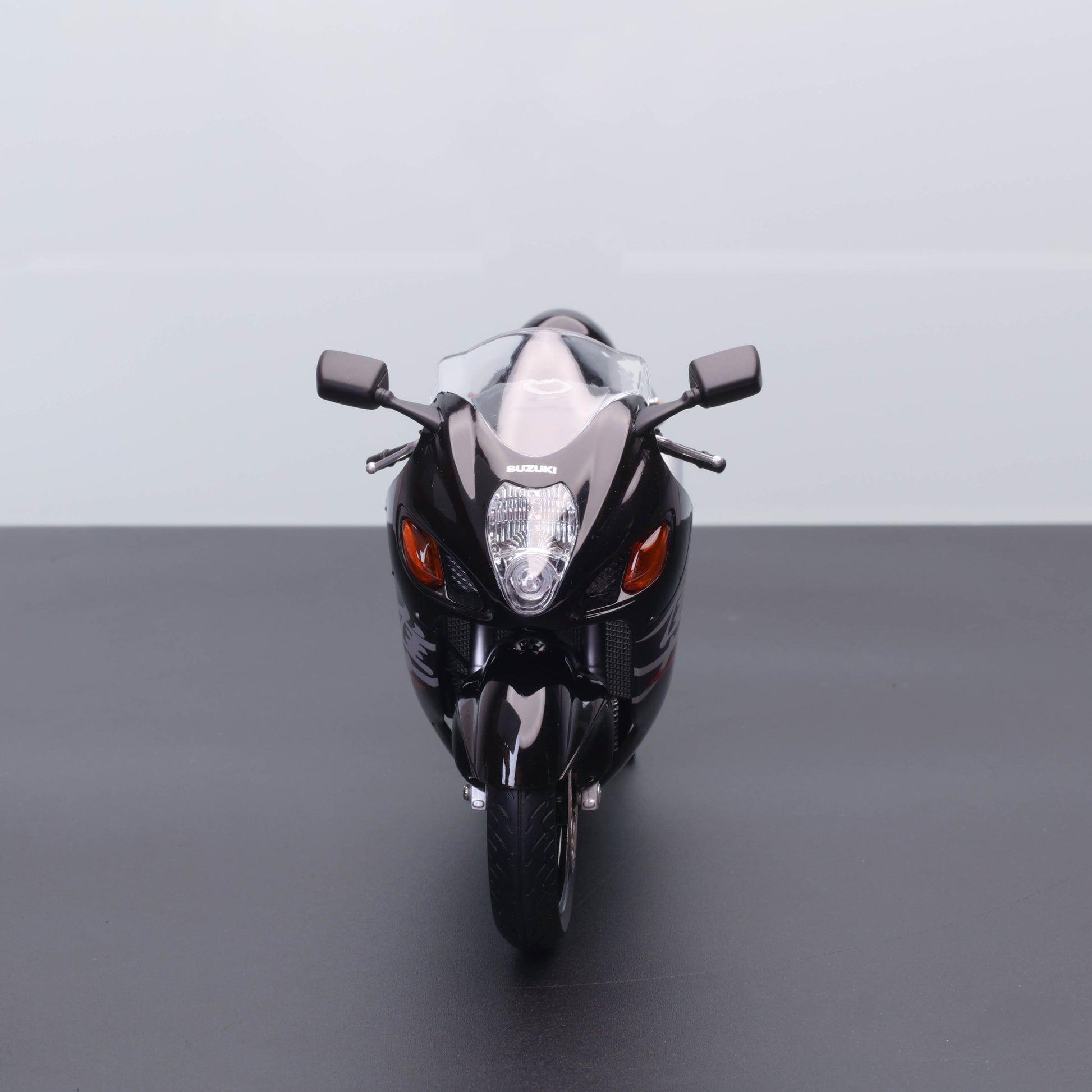 LCD Models 1:12 Suzuki GSX-1300R Hayabusa – Alloy Motorcycle Model (Authorized by Suzuki)