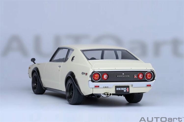 AUTOart Nissan GT-R Skyline KPGC110 – 1:18 Scale Model (Classic Hakosuka Heritage Edition)