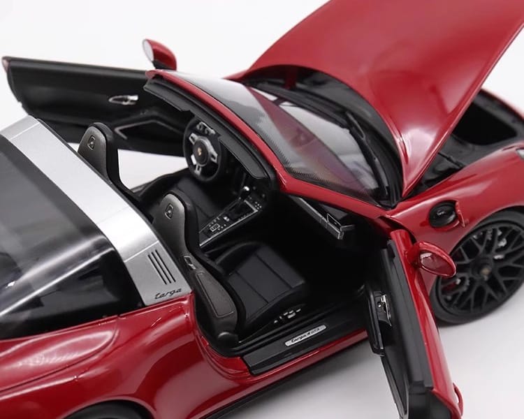 Schuco Porsche Cayman GT4 911 1:18 Diecast Model Car