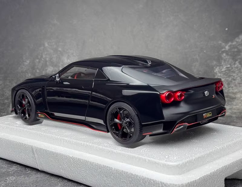 AUTOart Nissan GT-R50 by Italdesign – 1:18 Scale Model (Full Opening, Multi-Color Collector’s Edition)