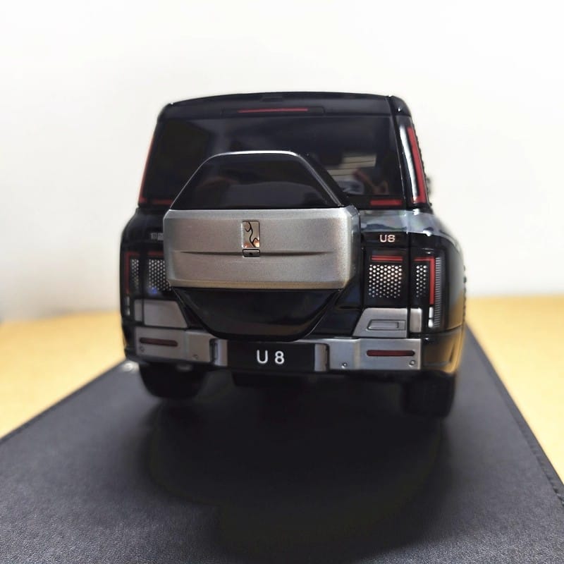 BYD U8 1:18 Diecast Alloy Model Car