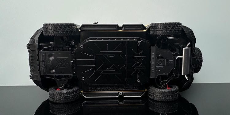 M-Terrain 917 Jiaolong Armor Movie Commemorative Diecast Model – 1:18 Scale