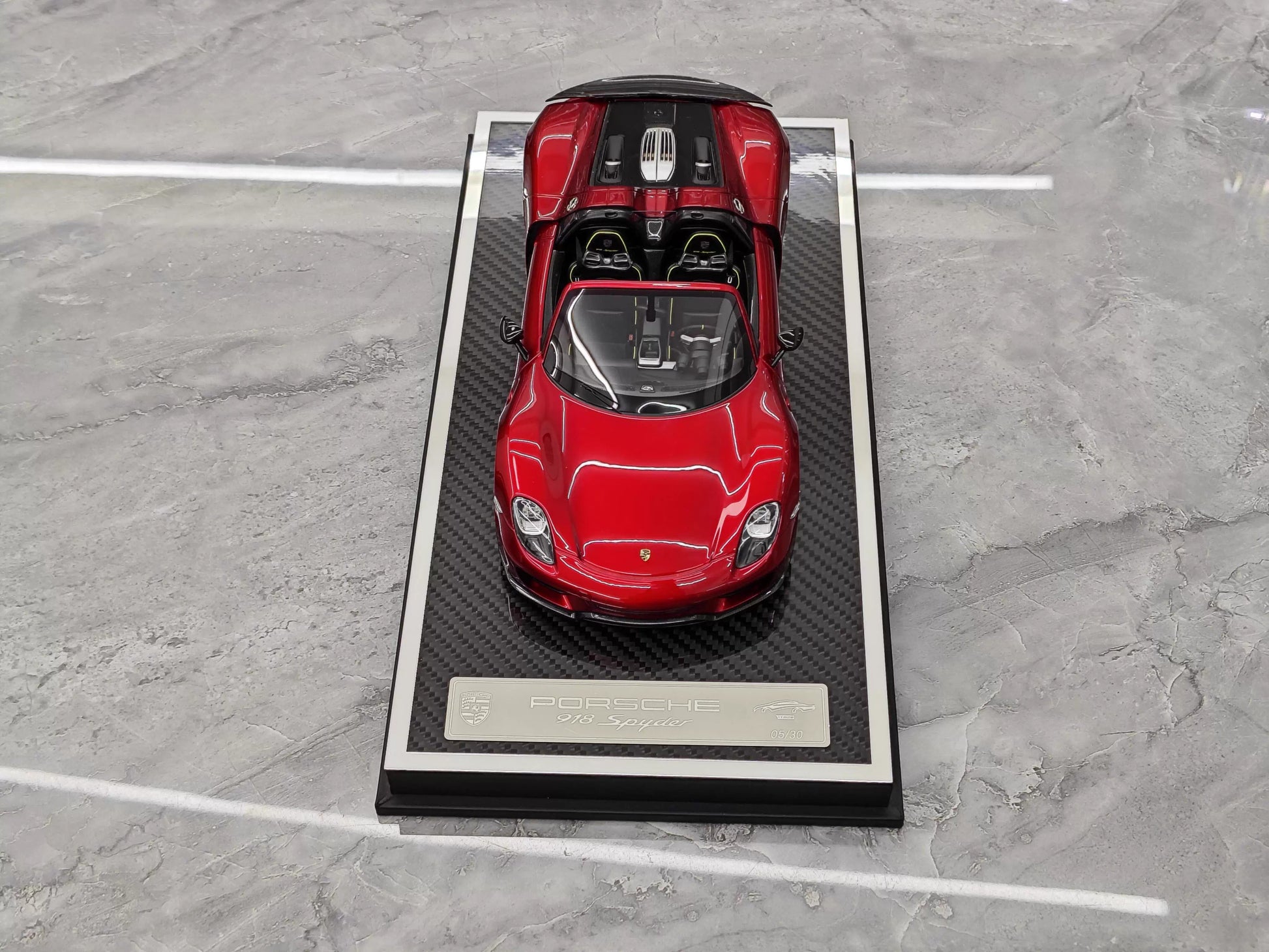 YY Model Porsche 918 Spyder 1:18 Resin Model Car