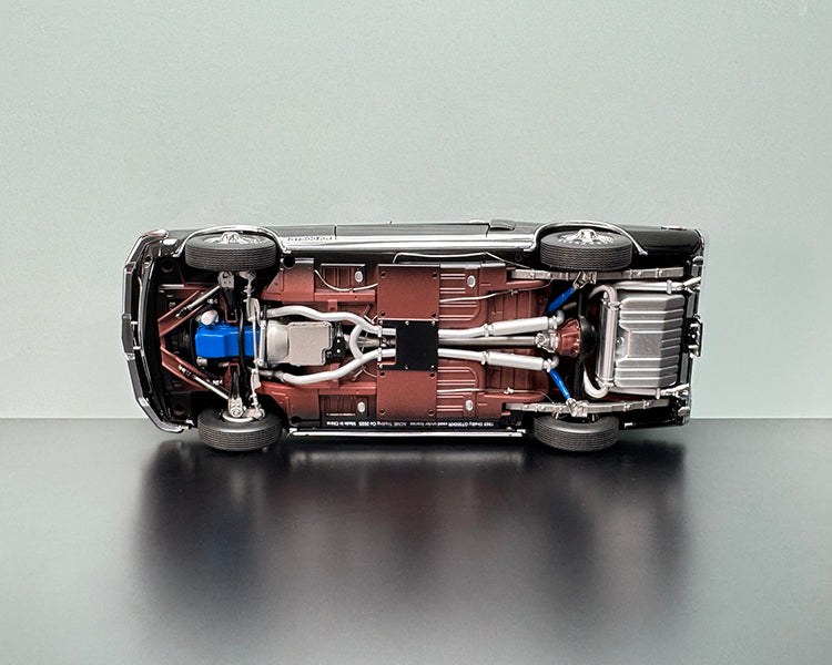 ACME 1:18 Shelby GT500KR “King of the Road” Diecast Model – Interactive Collectible