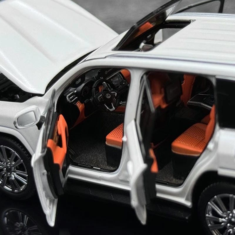 LCD Models 1:43 Lexus LX600 – Alloy Model