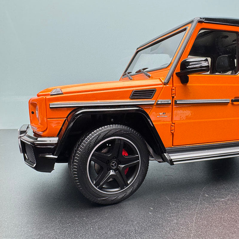 AR 1:18 Mercedes-Benz G63 Diecast Model – Full Opening, Collectible Grade
