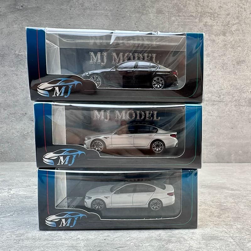 MJ 1:64 BMW M5 F90 Diecast Model – High-Performance Luxury Sedan