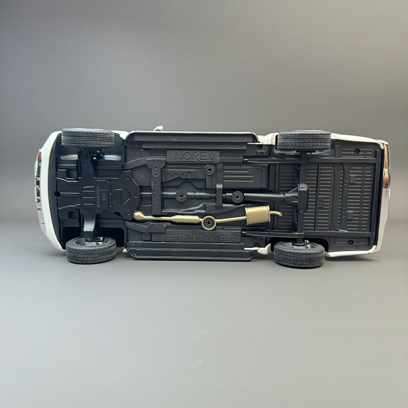 Norev 1:18 Mercedes-Benz X-Class Pickup Diecast Car