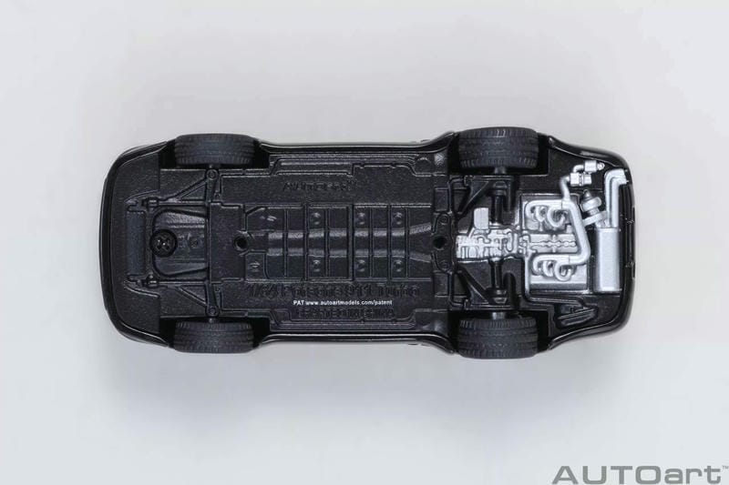 AUTOart 1:64 Porsche 911 (930) Turbo “Blackbird” Diecast Model Car