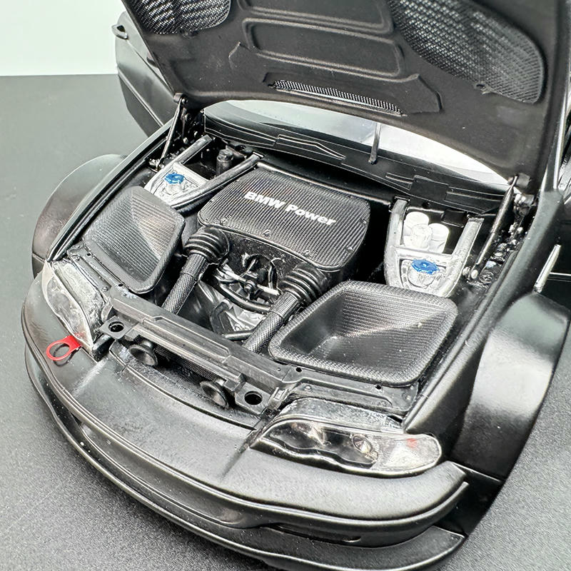 DCM 1:18 BMW M3 GTR E46 Alloy Diecast Model Car