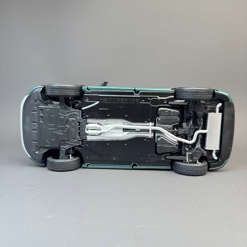 Volkswagen Tayron L 1:18 Diecast Model Car