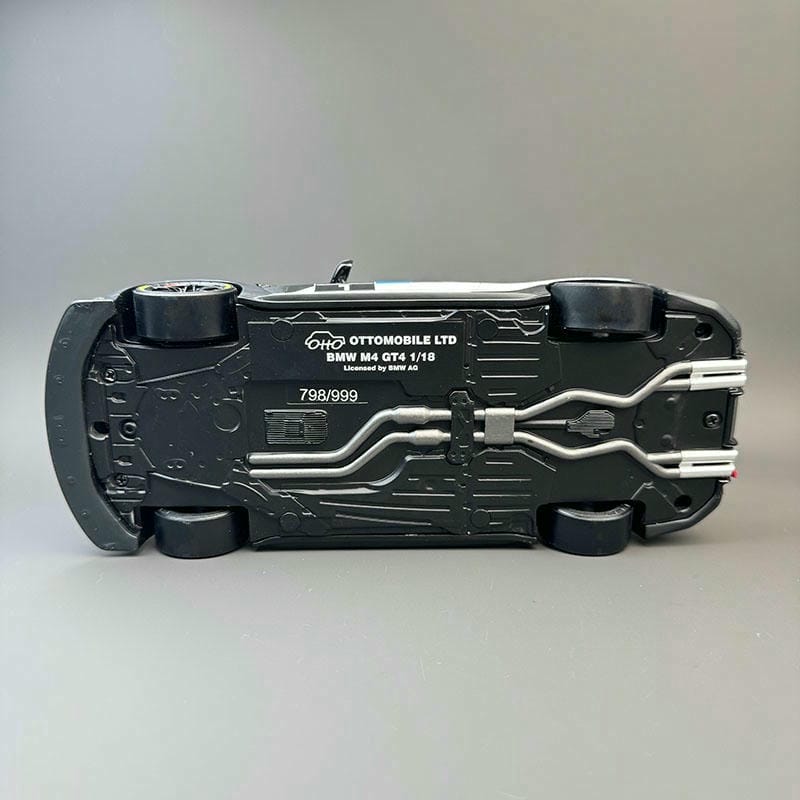 OTTO 1:18 BMW M4 GT4 Resin Model Car(OT1228)