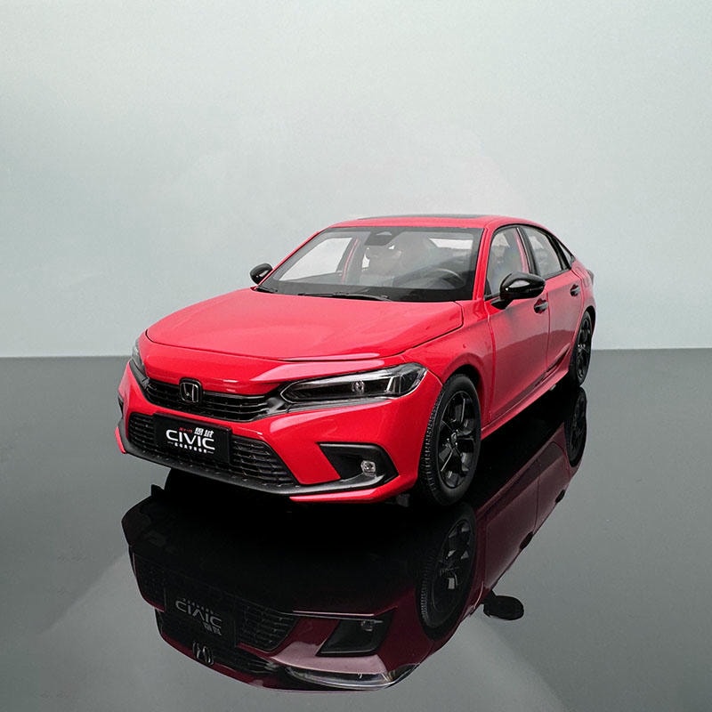 11th Generation Honda Civic Diecast Model – 1:18 Scale Collectible (White / Red)