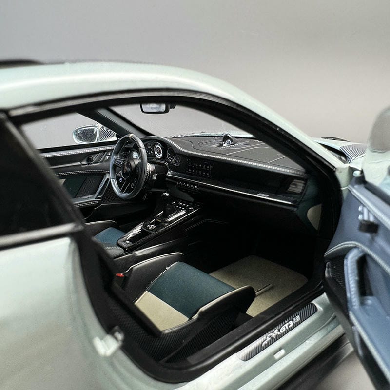 Minichamps 1:18 Porsche 911 GT3 RS