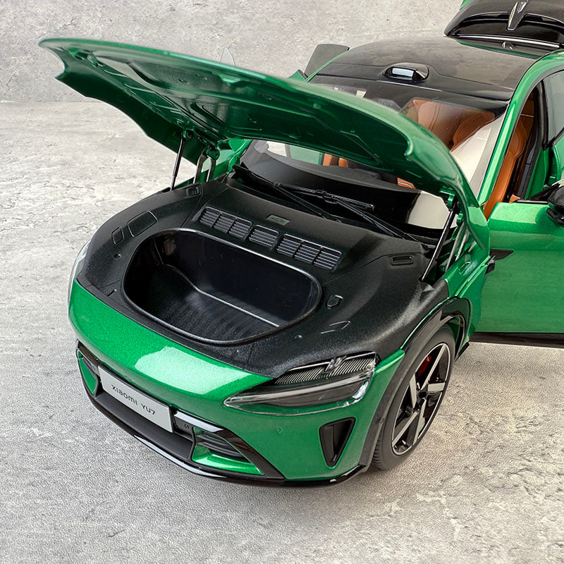 Xiaomi YU7 Alloy Model – 1:18 Scale