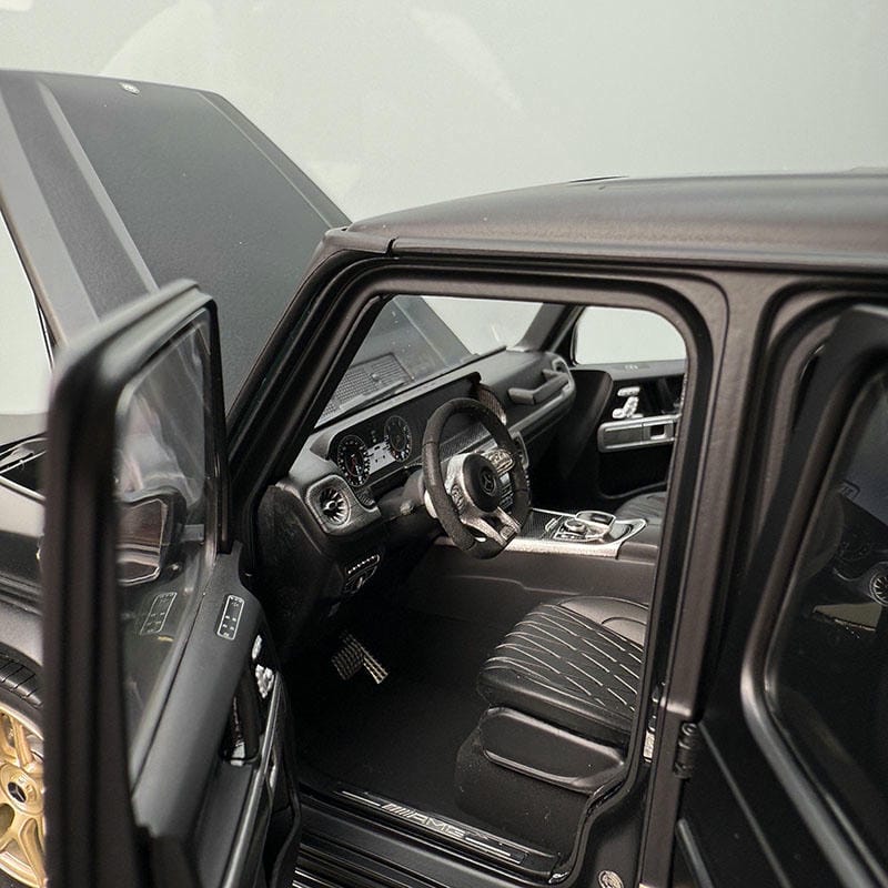 Almost Real 1:18 Mercedes-Benz G63 Alloy Model – Iconic Off-Road Luxury