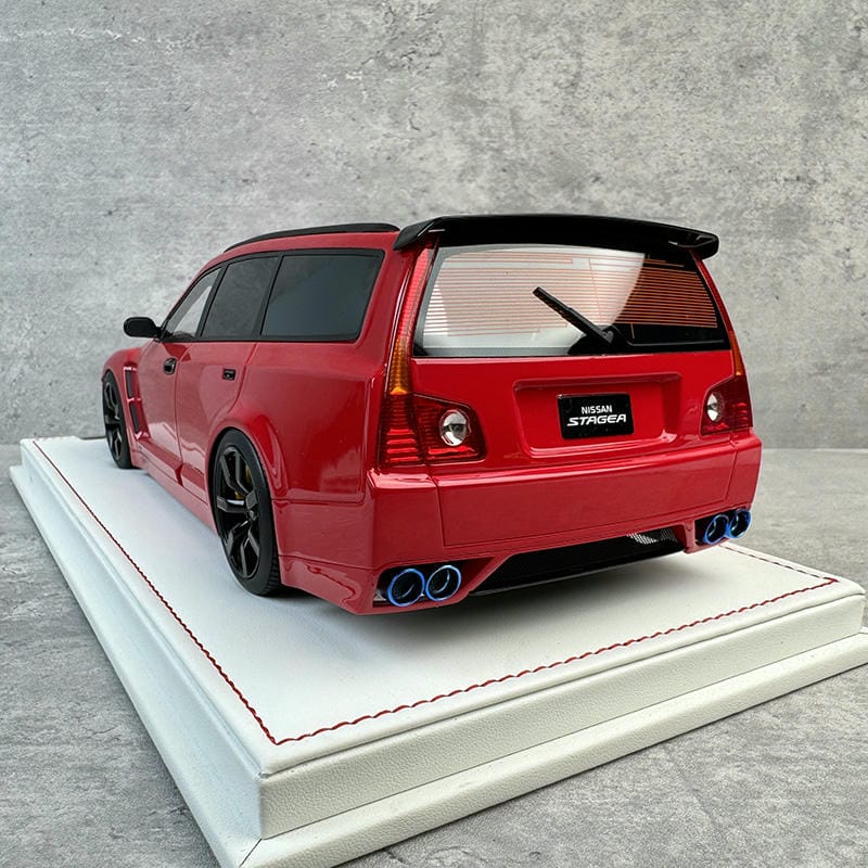 IVY Nissan R35 Wagon 1:18 Resin Model Car