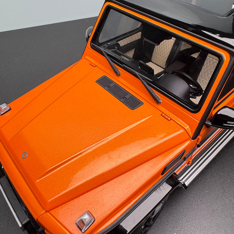 AR 1:18 Mercedes-Benz G63 Diecast Model – Full Opening, Collectible Grade