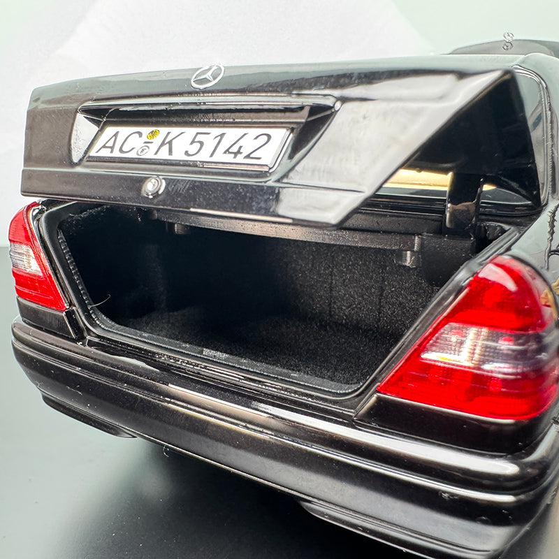 Norev Mercedes‑Benz C‑Class 1:18 Scale Diecast Model (Ref 183373) – Interactive Black Edition