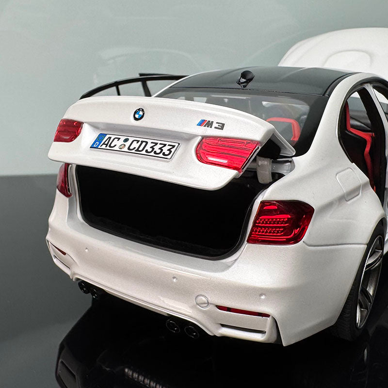 Norev BMW M3 F80 Diecast Model – 1/18 Scale Collectible
