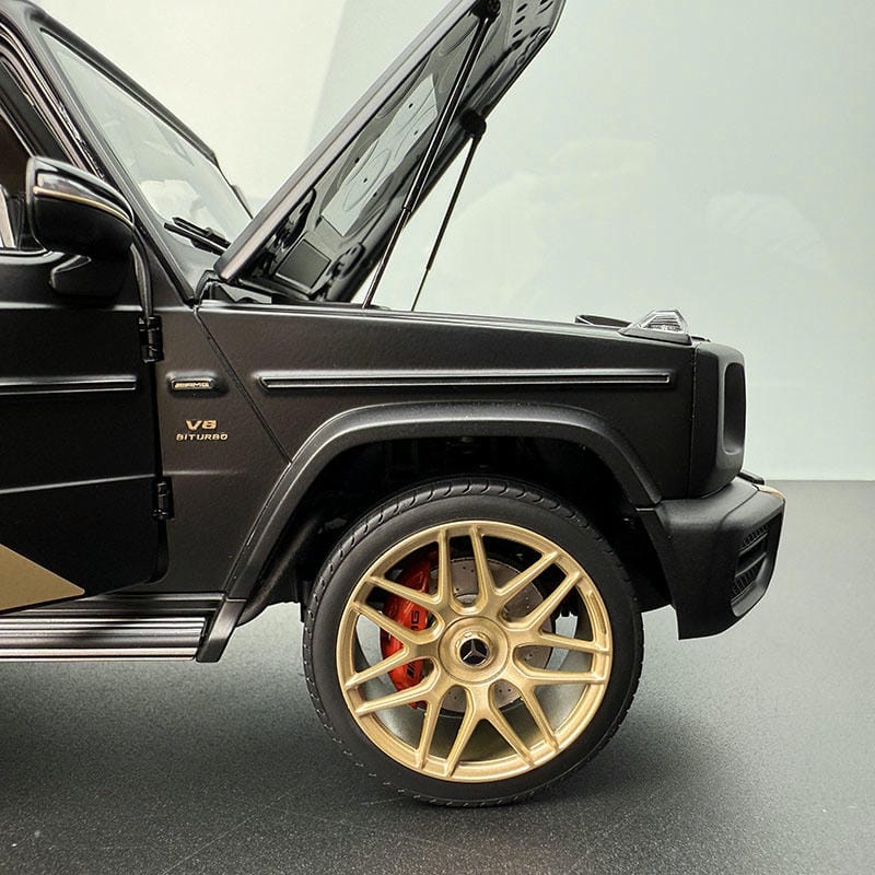 Almost Real 1:18 Mercedes-Benz G63 Alloy Model – Iconic Off-Road Luxury