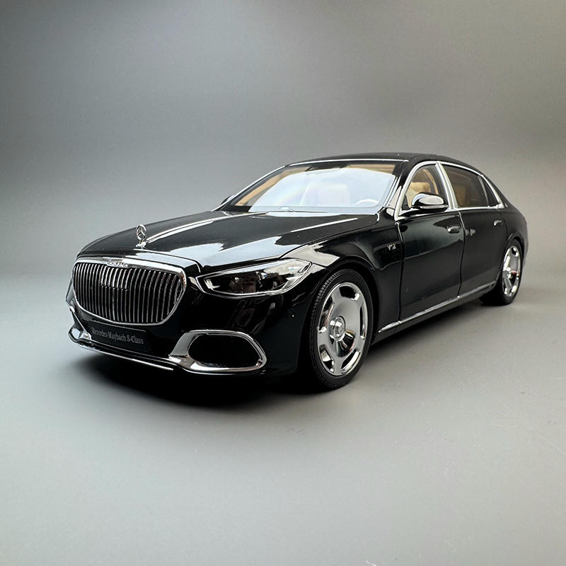 Almost Real 1:18 Mercedes-Maybach S680 Diecast Car
