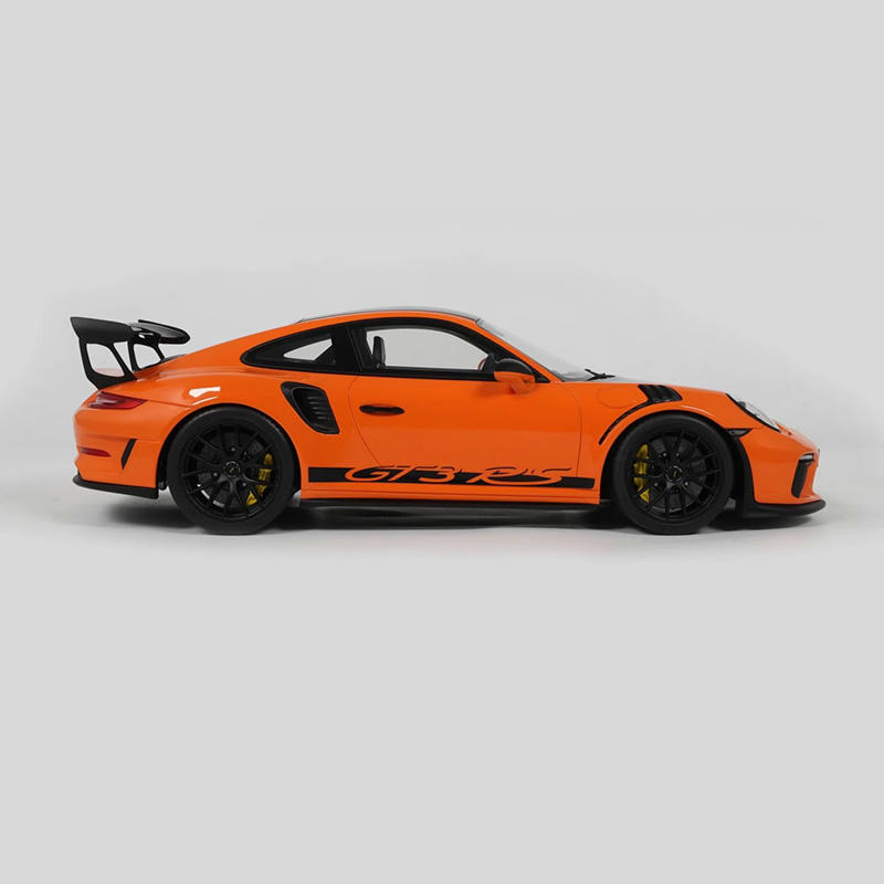GT Spirit 1:18 Porsche 911 (991.2) GT3 RS — CLDC044 Resin Model
