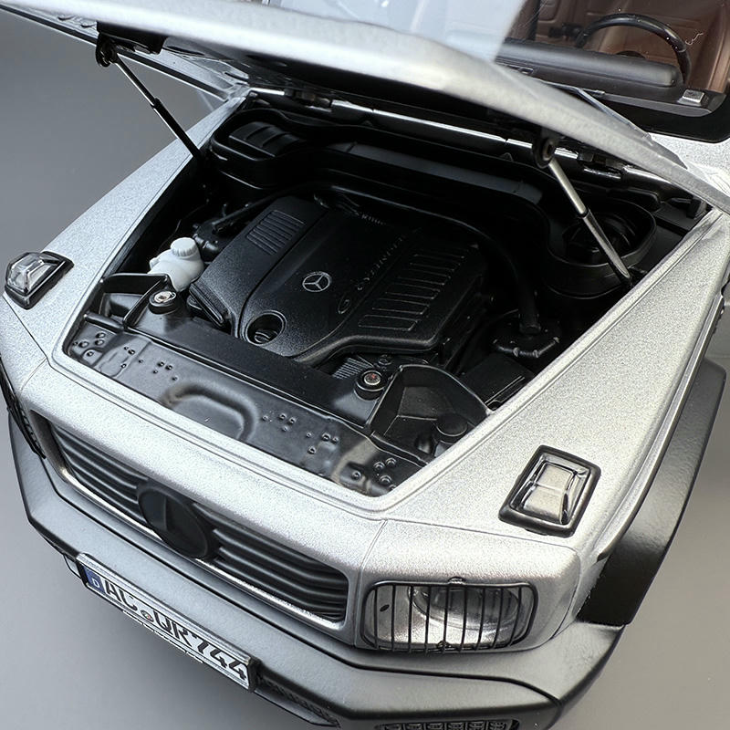 Norev 1:18 Mercedes-Benz G500 Alloy Diecast Model Car