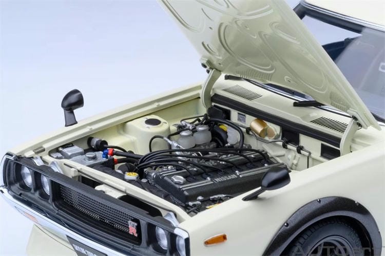 AUTOart Nissan GT-R Skyline KPGC110 – 1:18 Scale Model (Classic Hakosuka Heritage Edition)