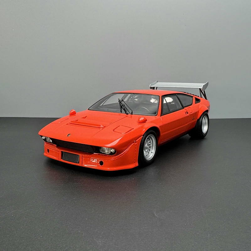 Kyosho 1:18 Lamborghini Urraco Rally Diecast Model – Collectible Replica