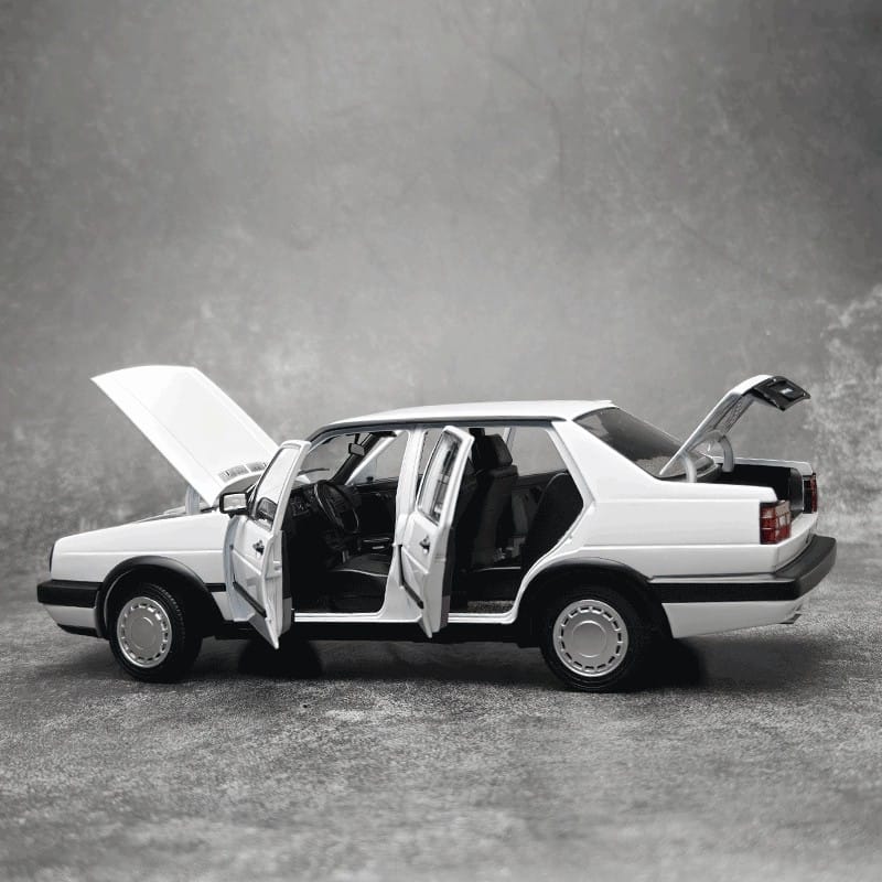 Volkswagen 1:18 Jetta GT MK2 Classic Edition Diecast Model Car
