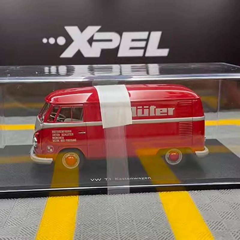 Schuco 1:32 Volkswagen VW T1 Bus model