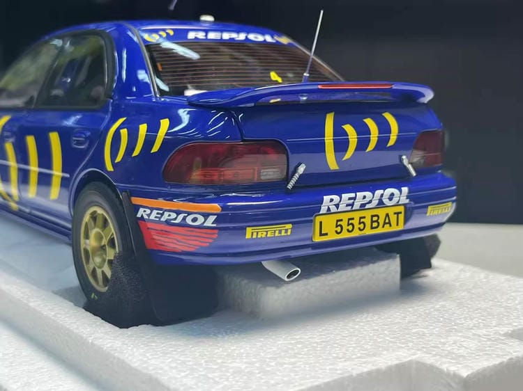 Subaru Impreza 1:18 Full-Open Alloy Model by Kyosho (#4/08962A – Collector Edition)