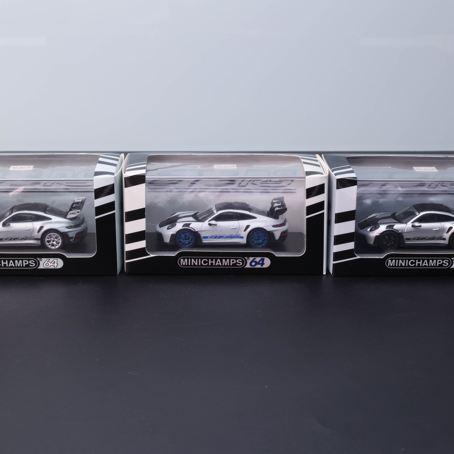 MINICHAMPS 1:64 Porsche 911 (992) GT3 RS – Die-Cast Miniature Model
