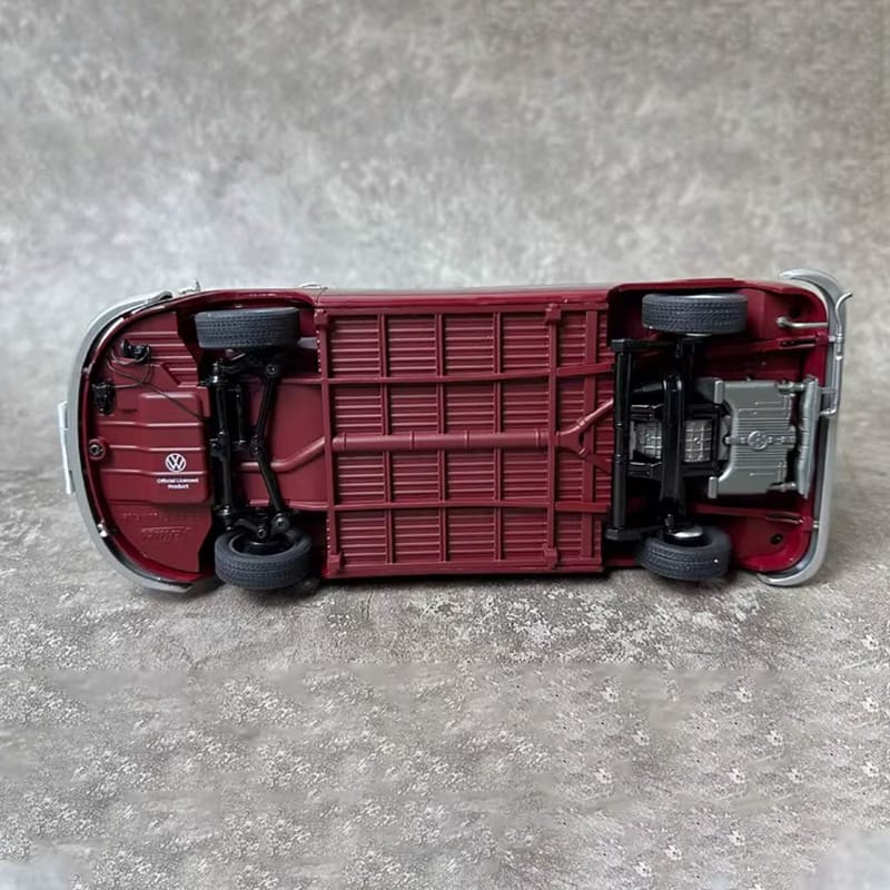 Schuco Volkswagen VW T1b Lowrider Bus 1:18 Diecast Model