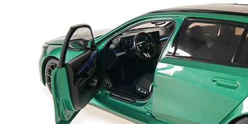 Minichamps 1:18 BMW M5 Touring (2024) Diecast Opening Model