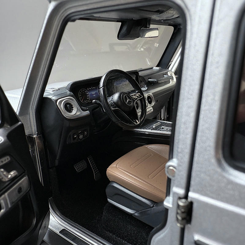 Norev 1:18 Mercedes-Benz G500 Alloy Diecast Model Car
