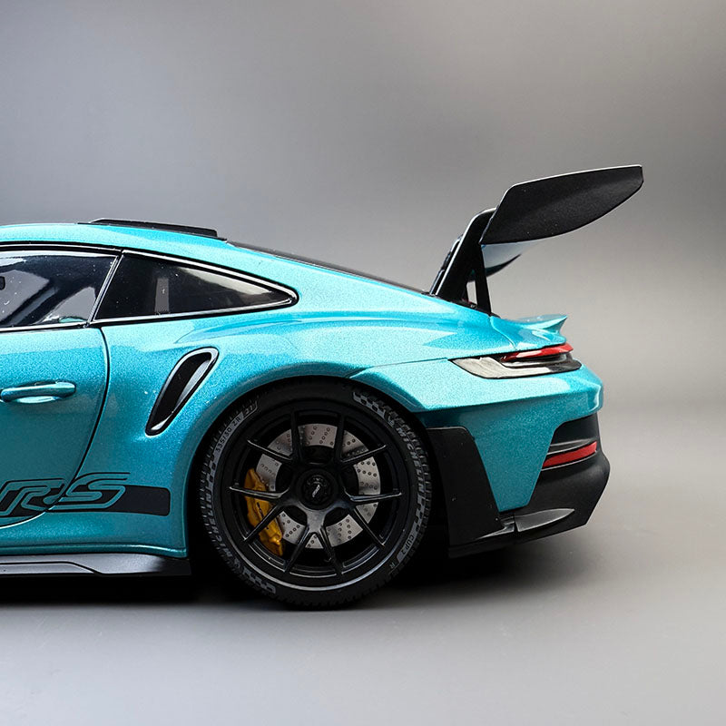 Minichamps 1:18 Porsche 911 GT3 RS Diecast Car
