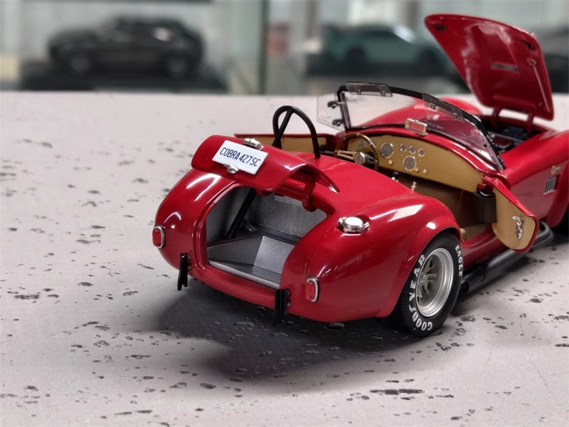 Shelby Cobra 427 S/C 1:18 Diecast Model (Classic Muscle Edition – Full Function Display)