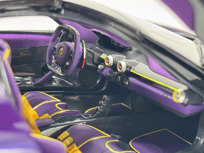 BBR 1:18 Ferrari LaFerrari Dubai Purple Diecast Car