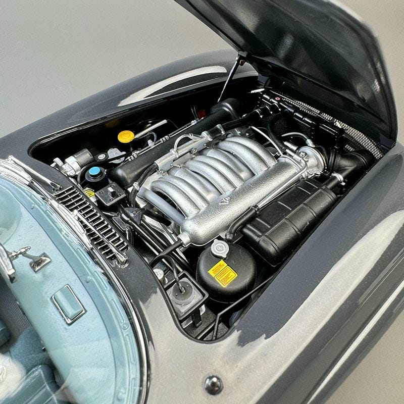 Mercedes-Benz 300SL 1:12 Scale Alloy Collectible Model – Fully Functional Doors & Steering
