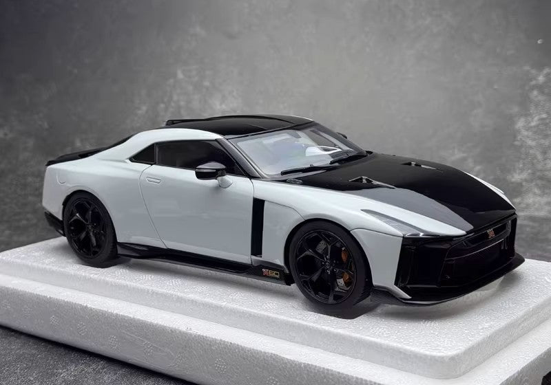 AUTOart Nissan GT-R50 by Italdesign – 1:18 Scale Model (Full Opening, Multi-Color Collector’s Edition)