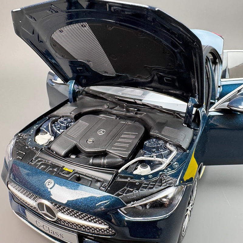 Mercedes-Benz C-Class C260 1:18 Scale Diecast Model Car – Alloy & ABS Collectible with Full Opening Parts