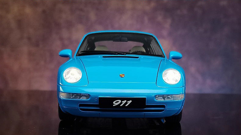AUTOart 1:18 Porsche 911 (993) Carrera Diecast Car Model