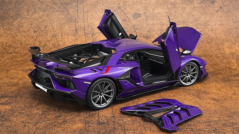 AUTOart Lamborghini Aventador SVJ – 1:18 Scale Model (Full Open Static Version with Accessories)(79179)