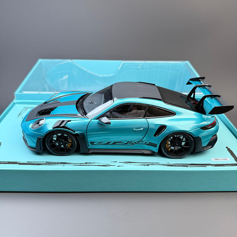 Minichamps 1:18 Porsche 911 GT3 RS Diecast Car